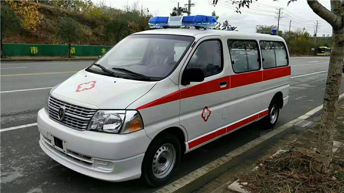 贵德县丰田海狮救护车